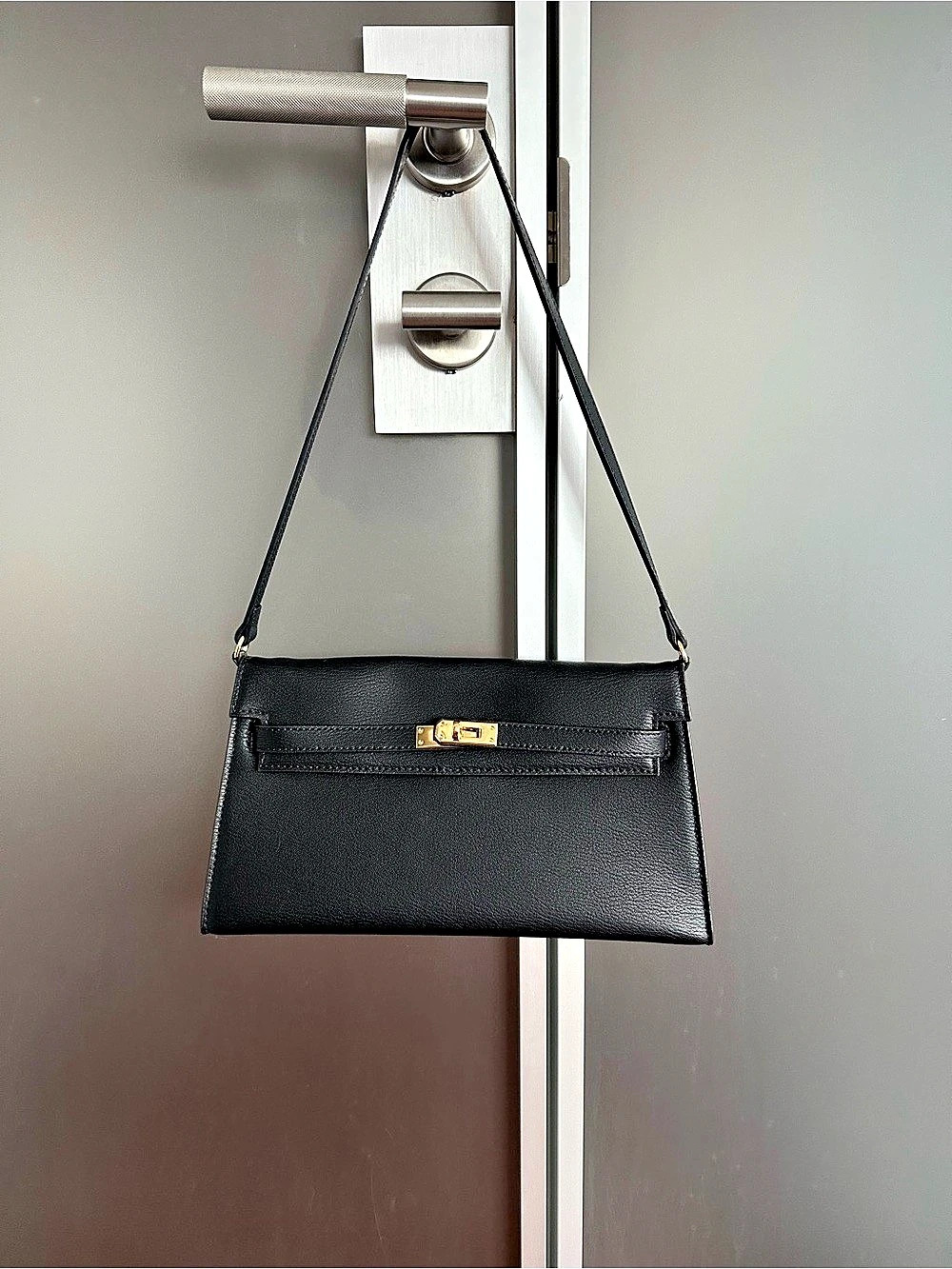 Freya Esteban Black Pochette Leather Bag